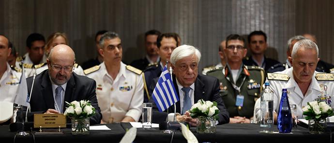 Αποτέλεσμα εικόνας για Παυλόπουλος Πρόεδρος Δημοκρατίας συνάντηση με αρχηγούς